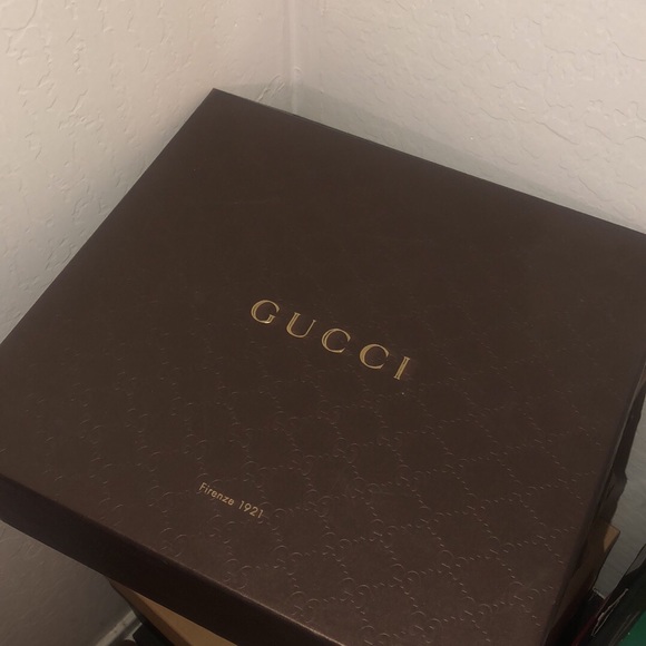 Gucci sandals size 6.5 used 2 time only , - Picture 2 of 8